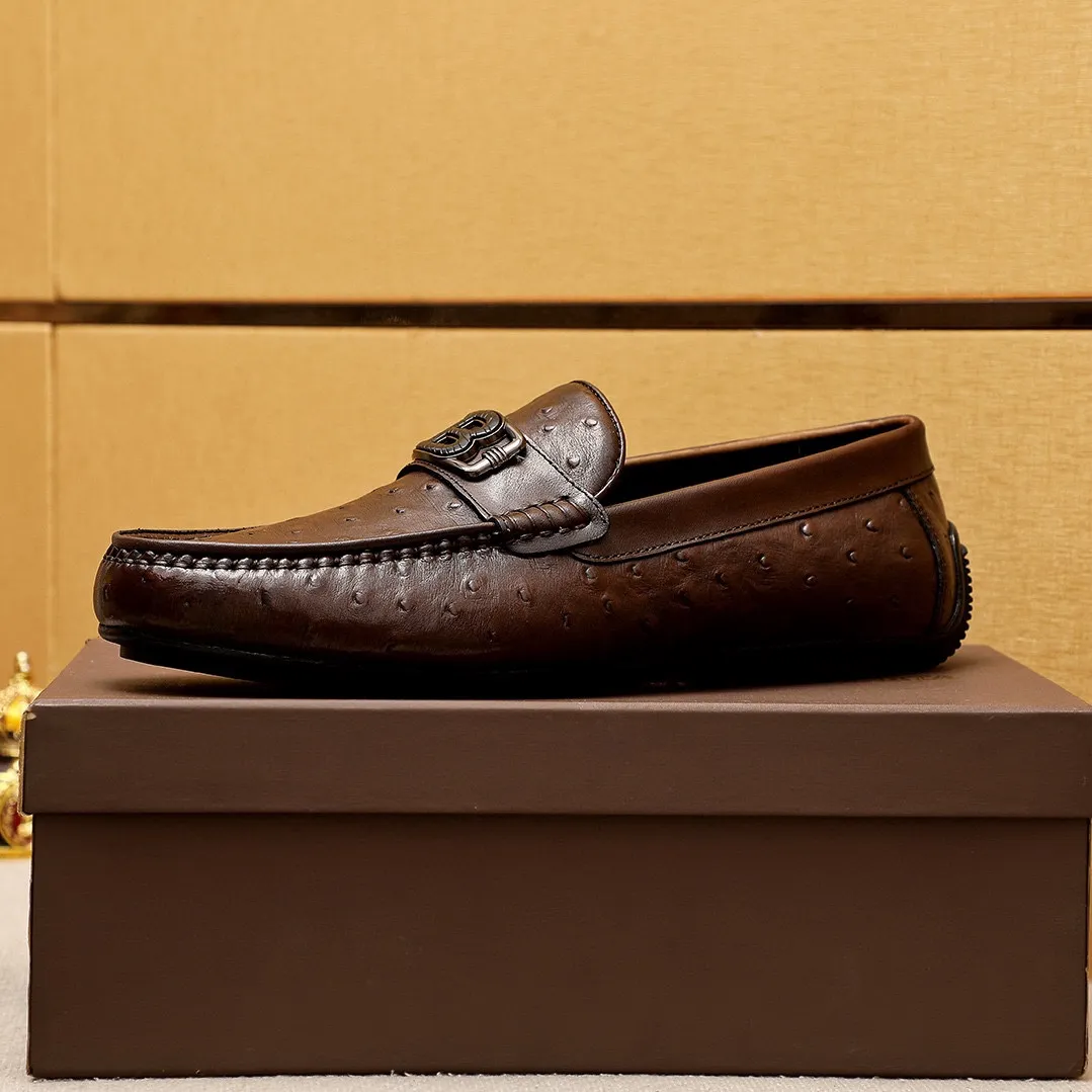 Men's Men's Shoes 💰: 420 💐BV Men's Slip-on Shoes® [BOTTEGA VENETA] Official website counter new model, one-to-one mold opening ⚠Italian calfskin embossed ➕Cow 🐂 leather lining. Driving slip-ons, available at counters, sizes 39-44 (38.45🉑️customized)